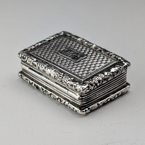 1824年 英国アンティーク 純銀製 ヴィネグレット 19.5g John Bettridge